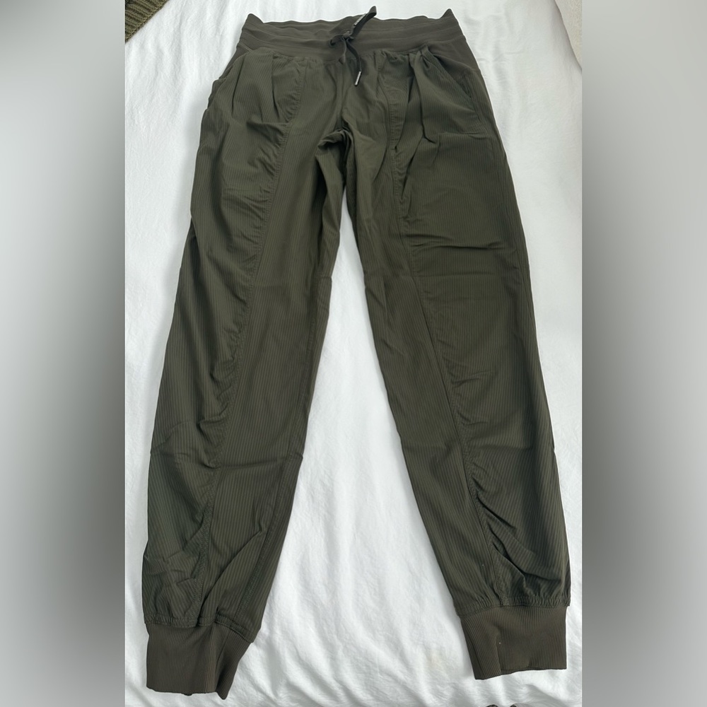 Lululemon Dance Studio Full Length Jogger- Olive- Size 6